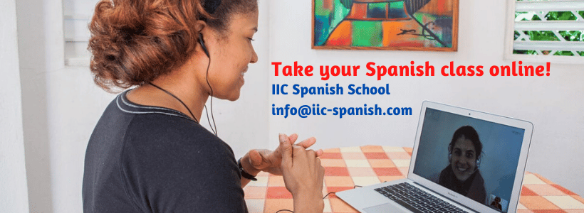 Dominican female teacher gives online Spanish language courses at IIC school in Santo Domingo.online