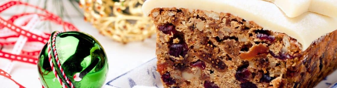 Serving the fruit cake after the meal on Holy night or on the 25th of December is one of the many typical Dominican Christmas traditions in the Dominican Republic.