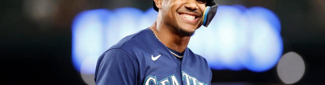 Julio Rodriguez from the Dominican Republic made it to Seattle and is the new star in the Seattle Baseball Team Mariners.